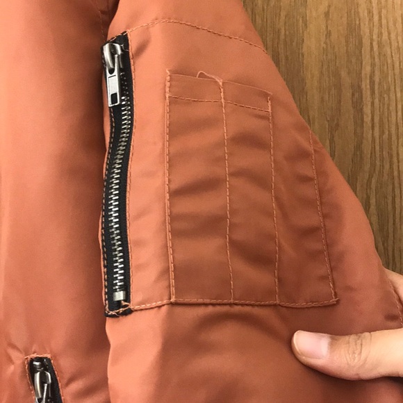 Jacket - Picture 3 of 6